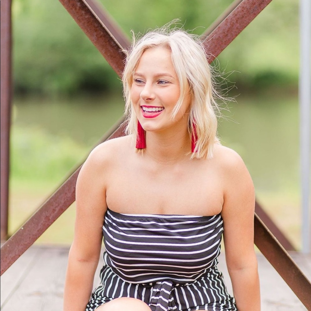 Meet your Posher, Chloe
